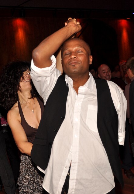 min 2009 11 29 station danse 166